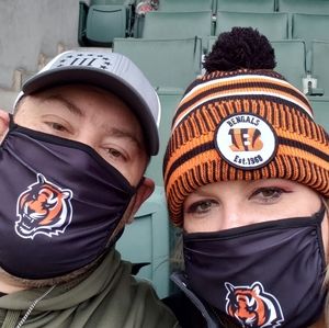 Meet your Posher, Cara